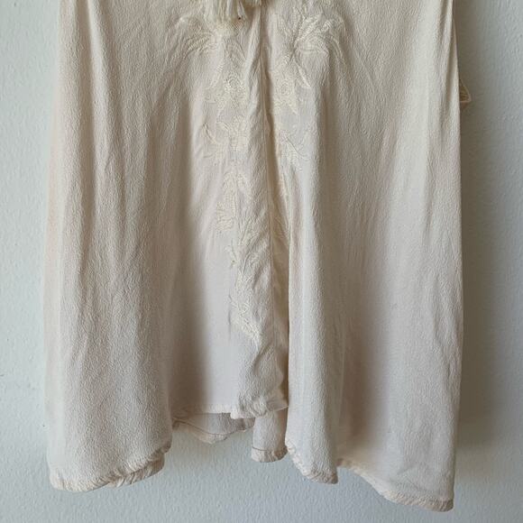 ASTR the Label Embroidered Tie Back Tassel Tank - Picture 12 of 13